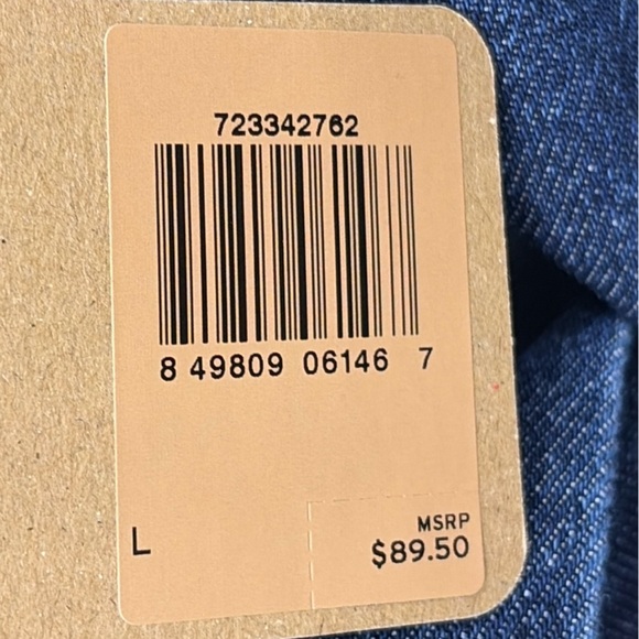 Levi’s Denim Trucker Jacket NWT - Picture 4 of 4